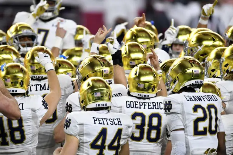 Why Is Notre Dame Called The Fighting Irish? - Livingireland.com